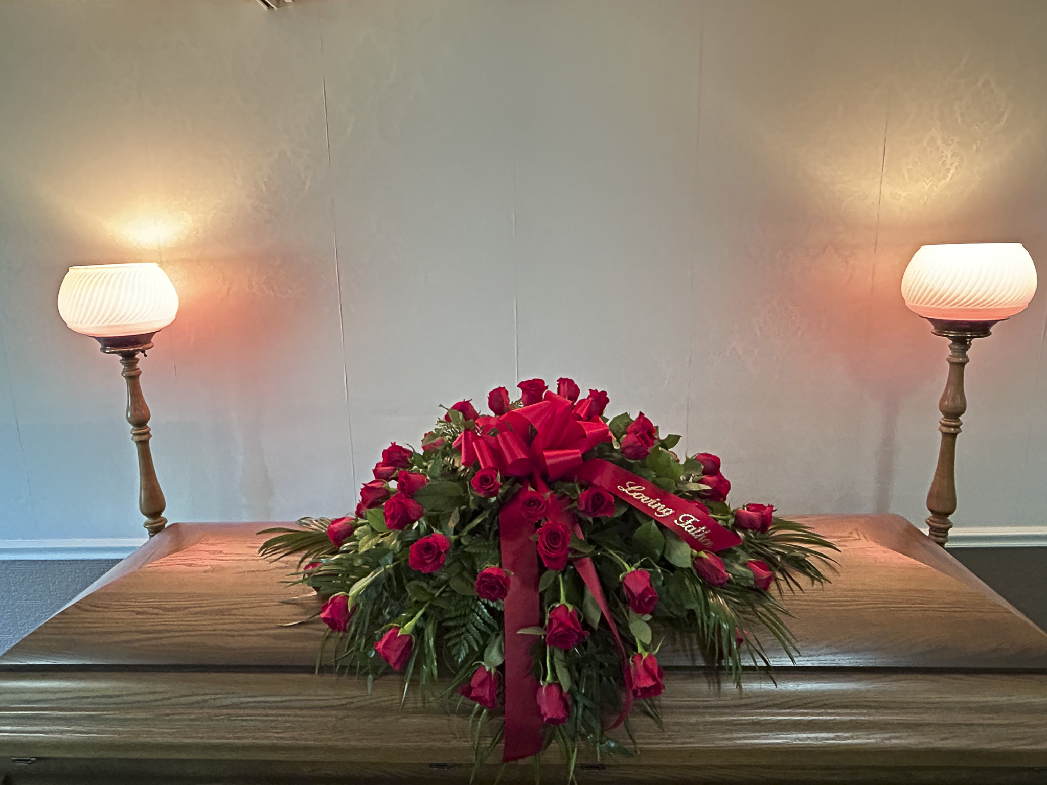 Ruby Remembrance – Casket Spray (All Red Roses)